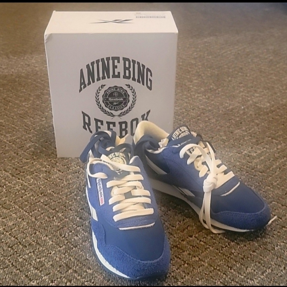 Reebok Blue and White Sneakers - Picture 8 of 8